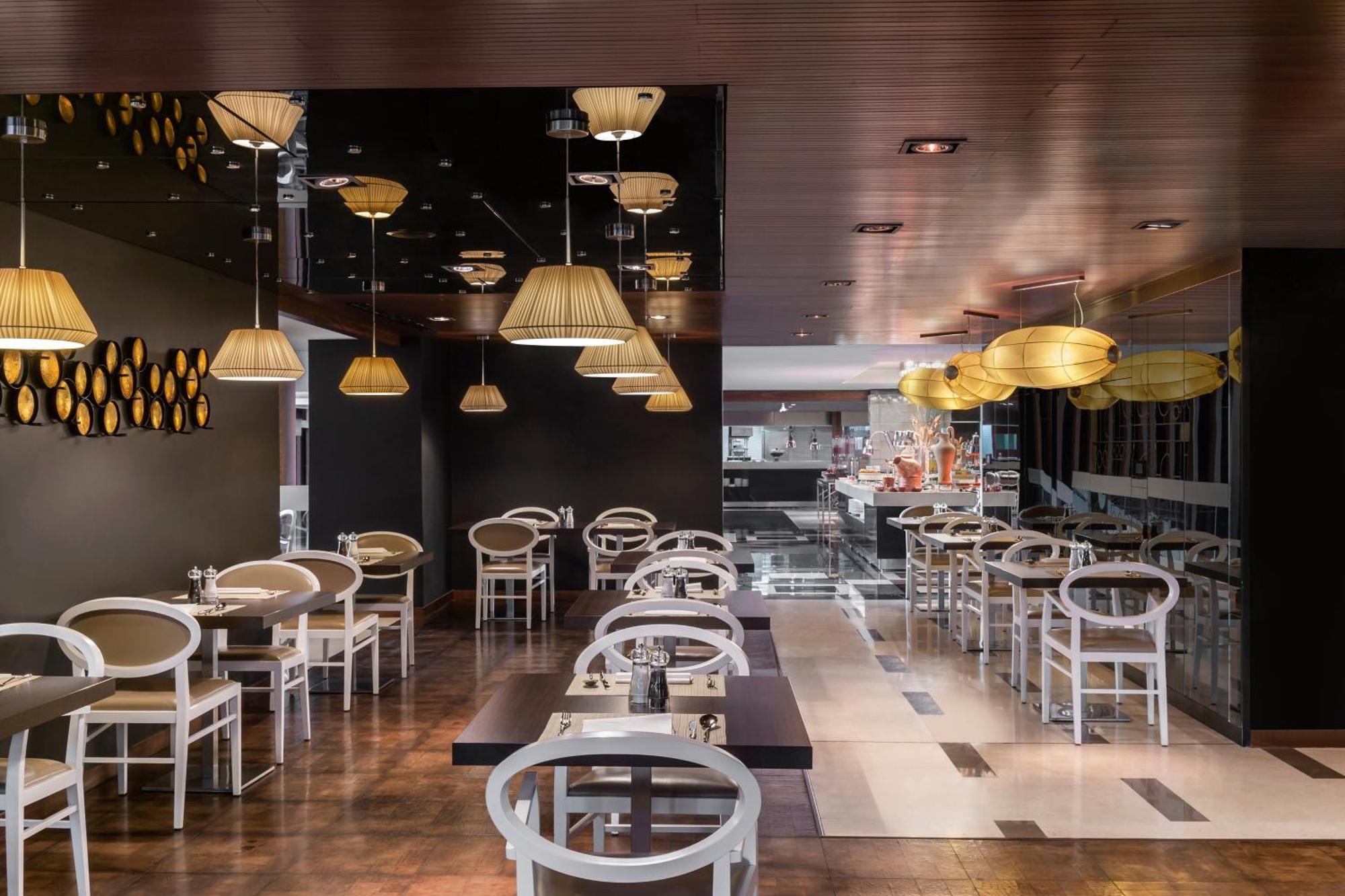 Four Points By Sheraton Doha Extérieur photo